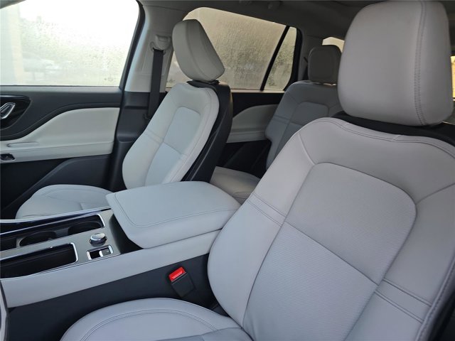 2025 Lincoln Aviator Premiere Image 9 of 30