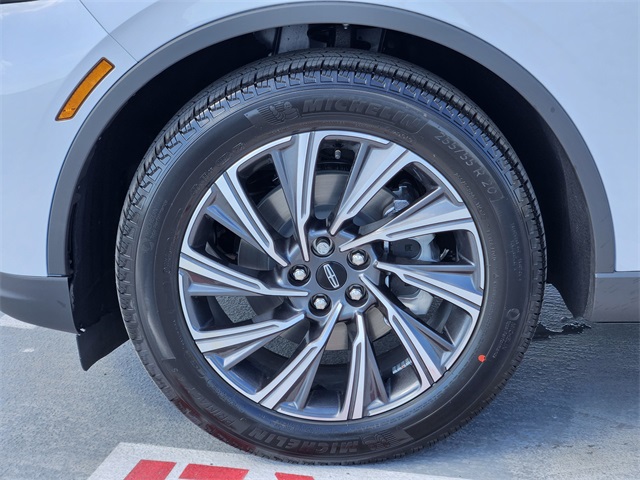 Vehicle image 11 of 32