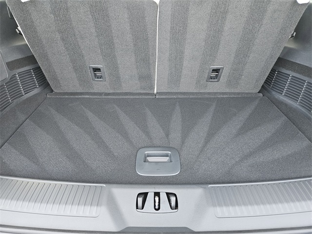 Vehicle image 32 of 32