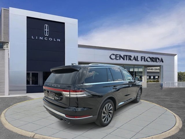 2025 Lincoln Aviator Premiere Image 6 of 30