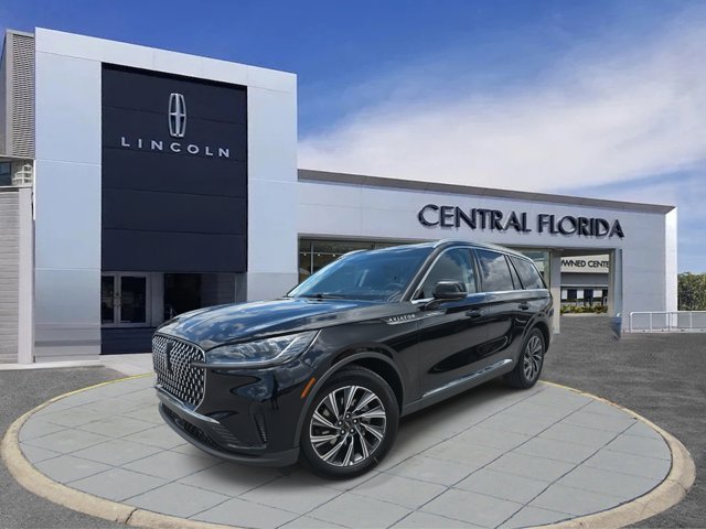 2025 Lincoln Aviator Premiere Image 2 of 31