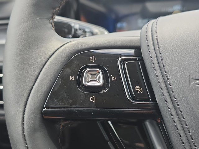 2025 Lincoln Aviator Premiere Image 25 of 31