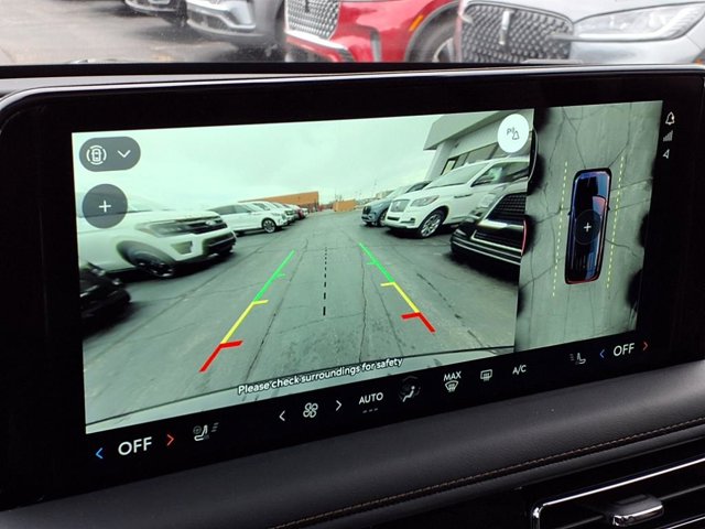 Vehicle image 19 of 26