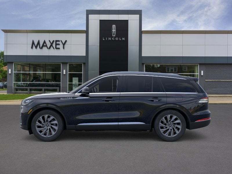 Vehicle image 16 of 44