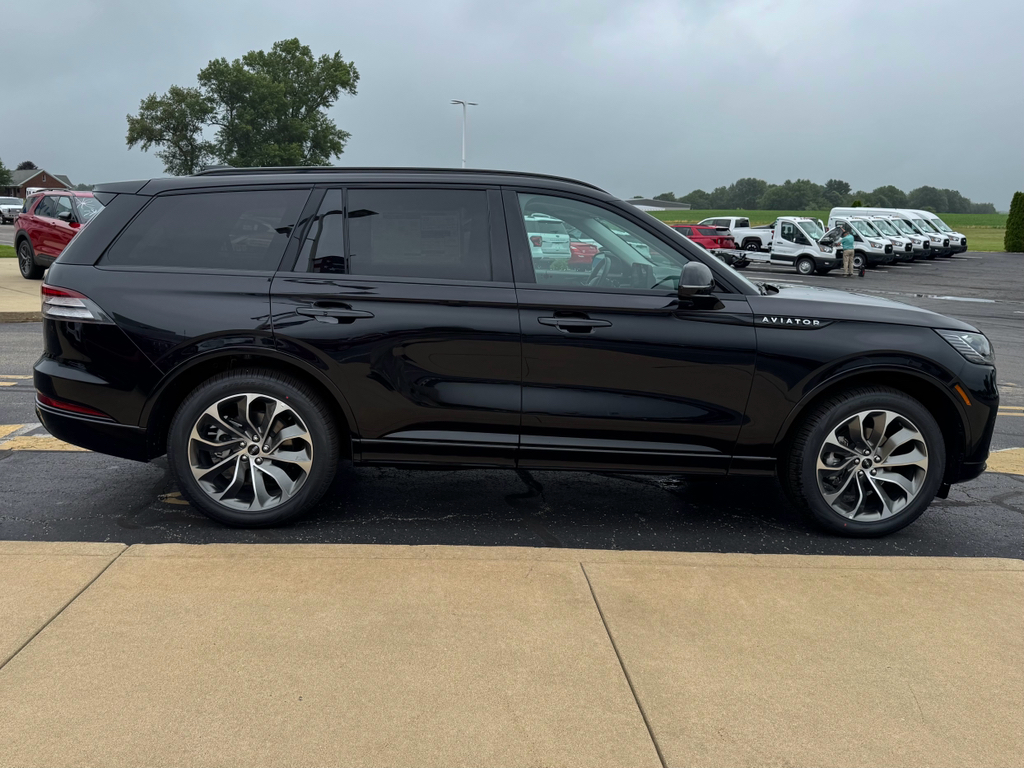 Vehicle image 5 of 41