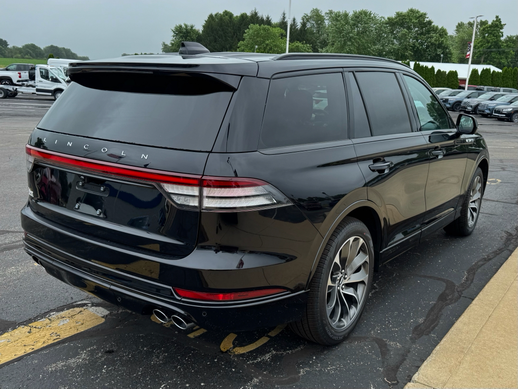 Vehicle image 6 of 41
