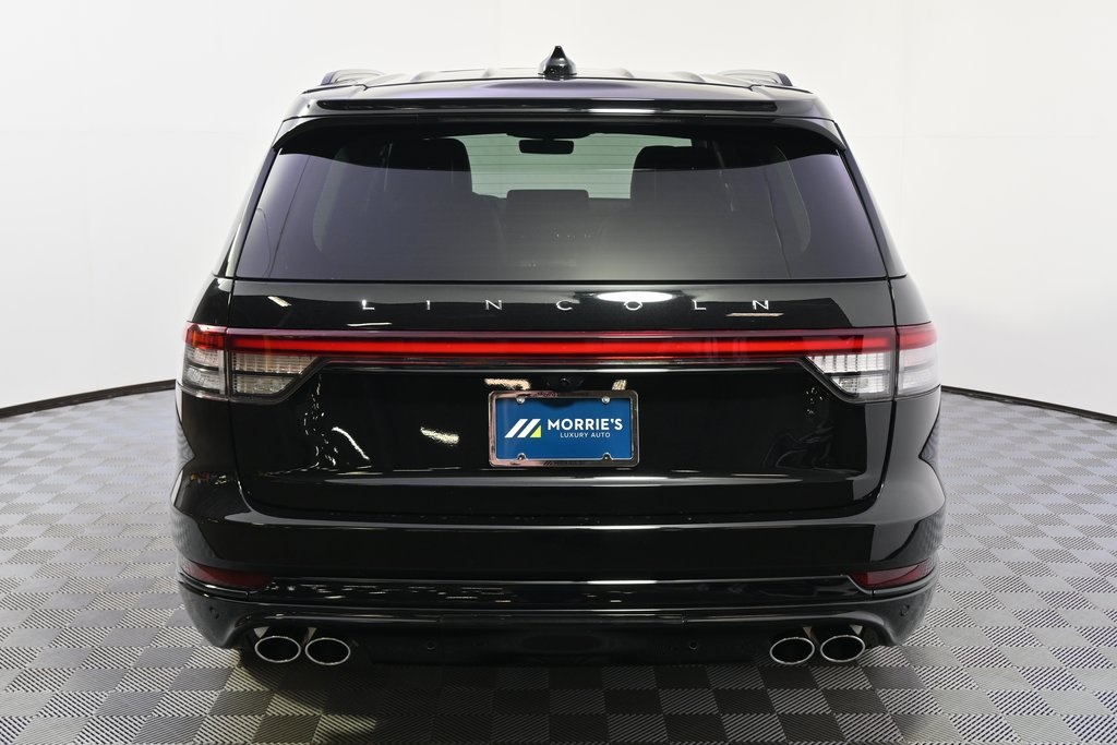 Vehicle image 8 of 36