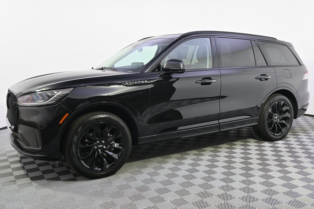 Vehicle image 2 of 36