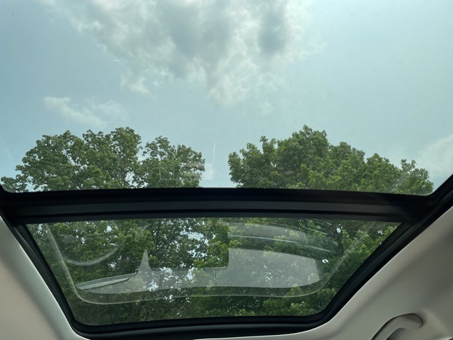 Vehicle image 38 of 61