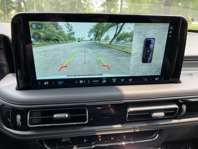 Vehicle image 13 of 61