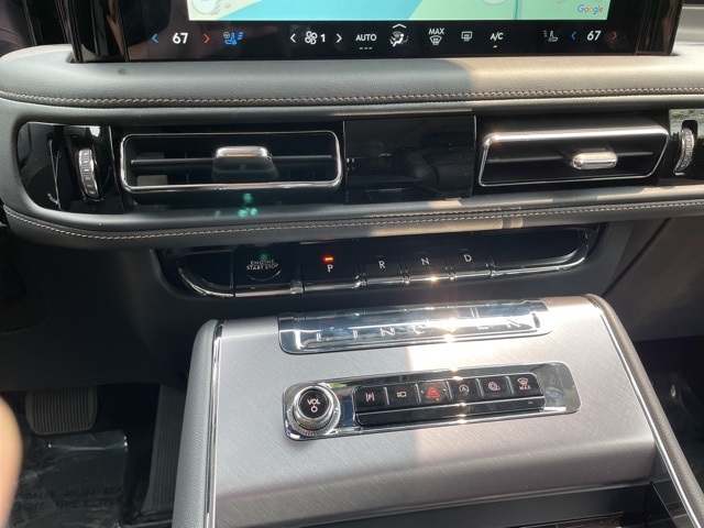 Vehicle image 55 of 61