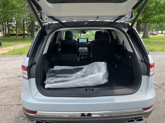Vehicle image 8 of 61