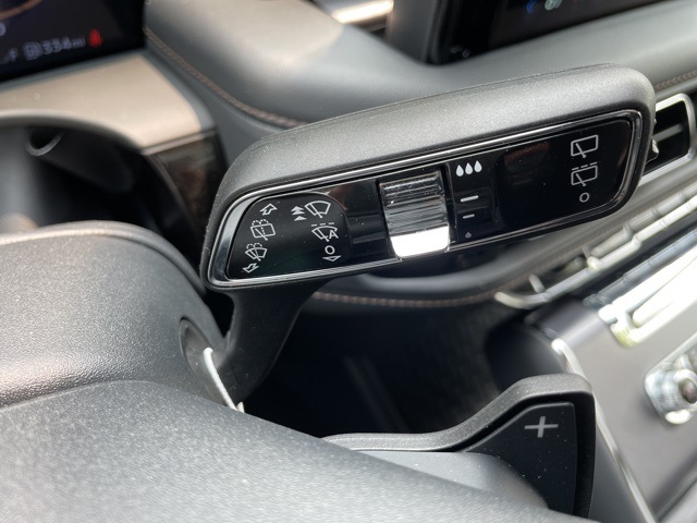 Vehicle image 26 of 61