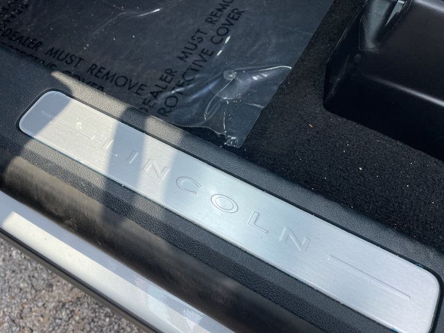 Vehicle image 30 of 61