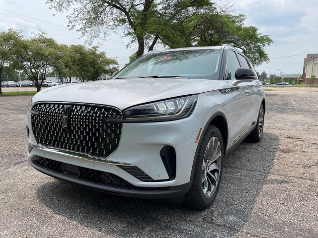 Vehicle image 1 of 61