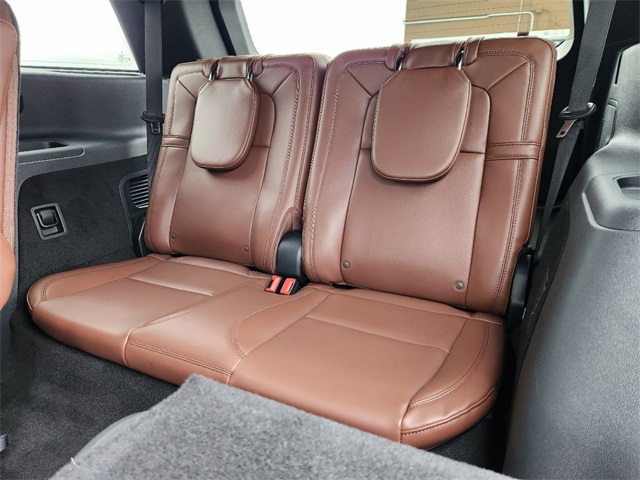 Vehicle image 29 of 31