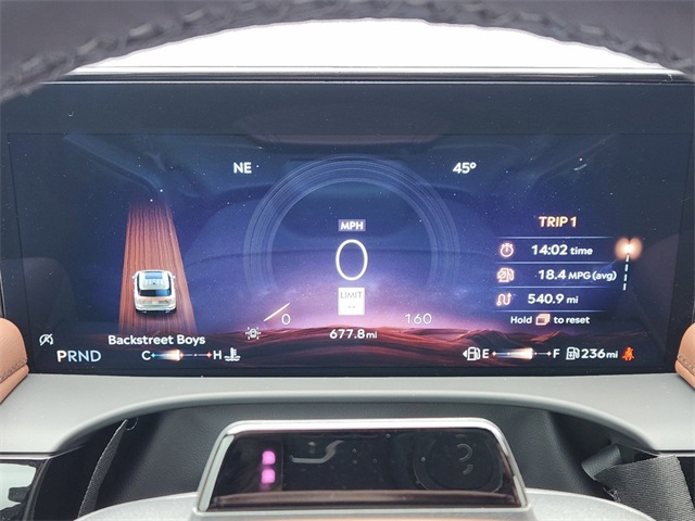 Vehicle image 15 of 31