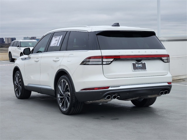 Vehicle image 6 of 31