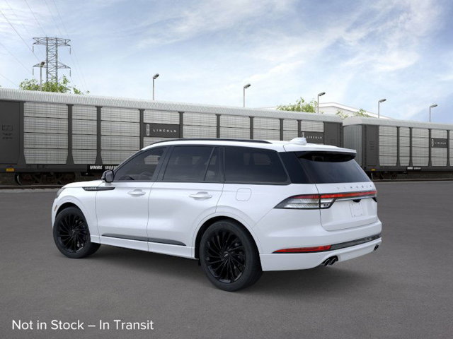 2025 Lincoln Aviator Reserve Image 7 of 23