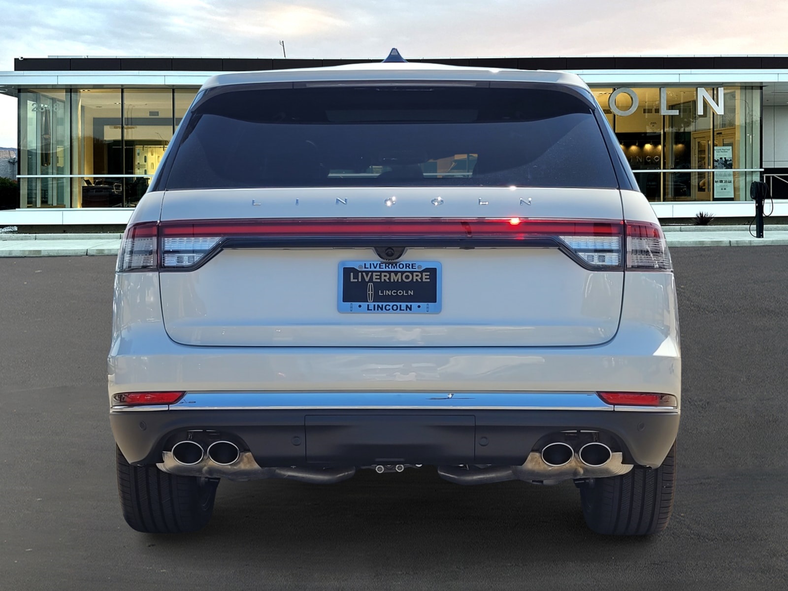 Vehicle image 5 of 12