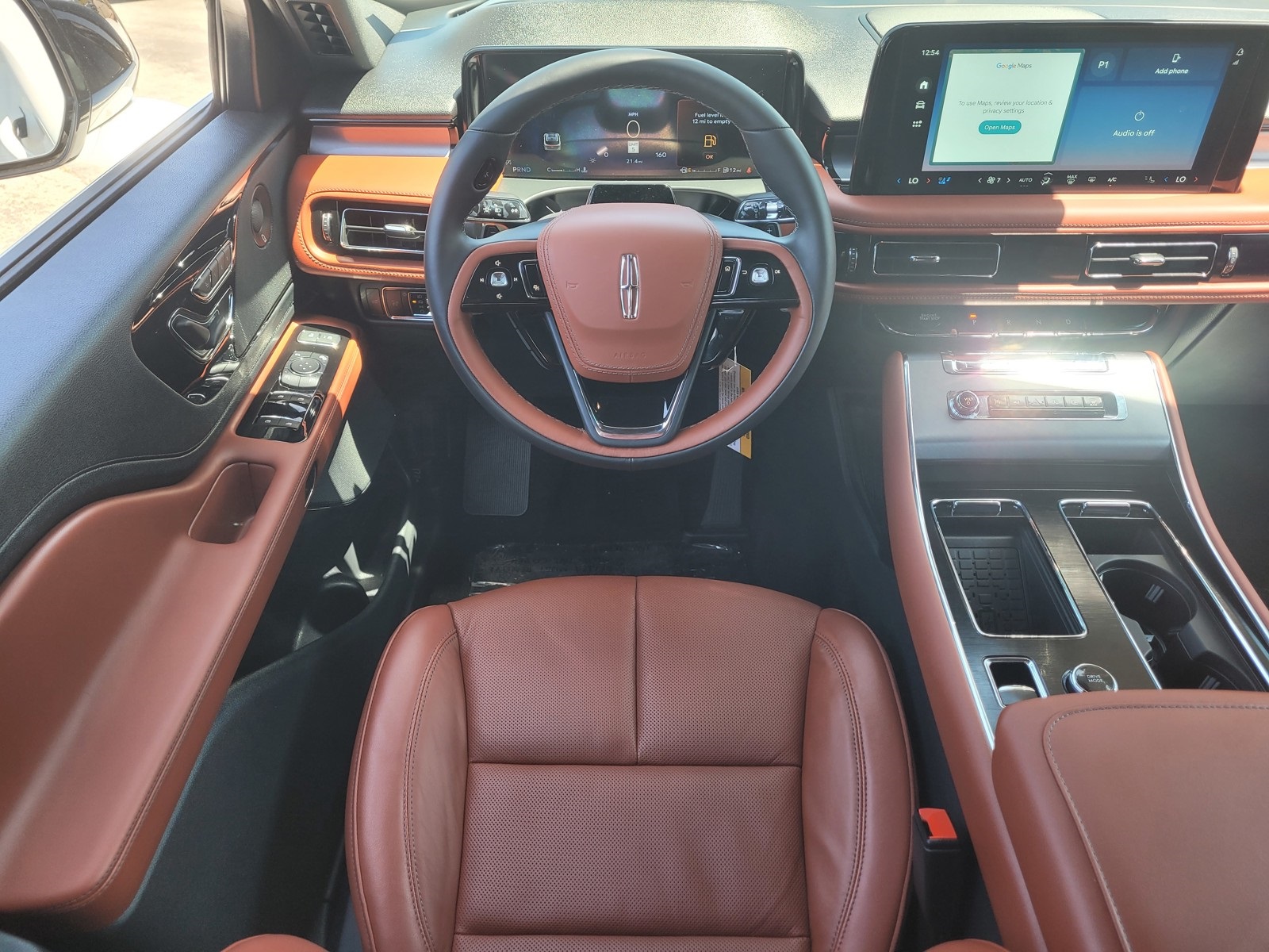 Vehicle image 8 of 12