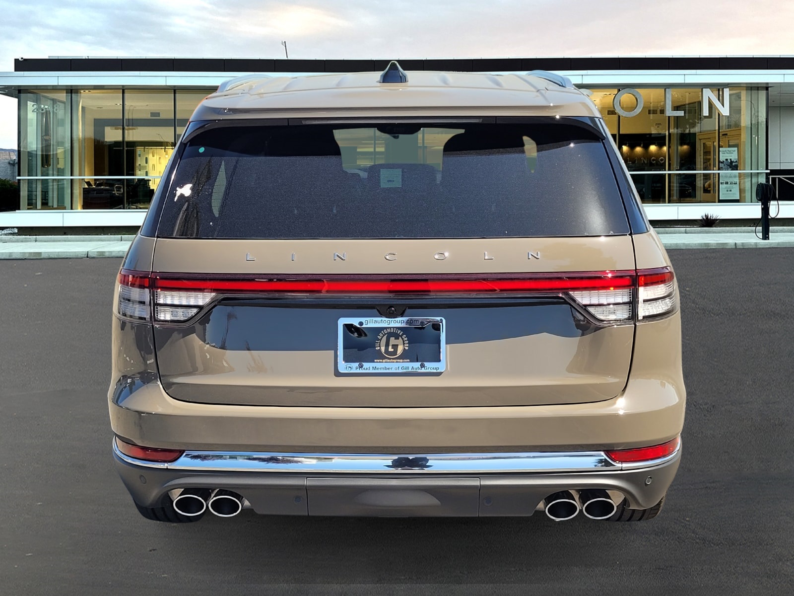 Vehicle image 5 of 12