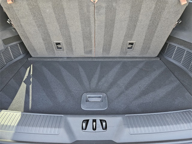 Vehicle image 32 of 32