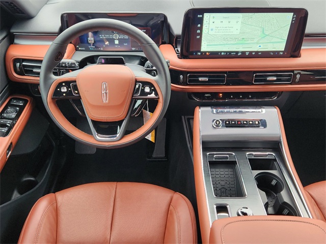 Vehicle image 16 of 31
