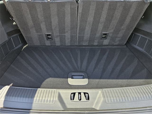 Vehicle image 32 of 32