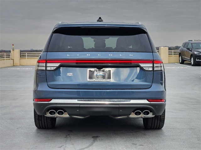 Vehicle image 5 of 30