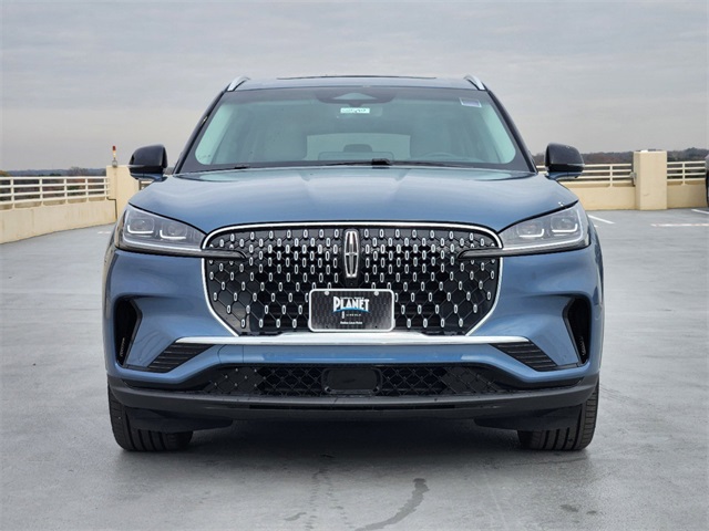Vehicle image 2 of 30