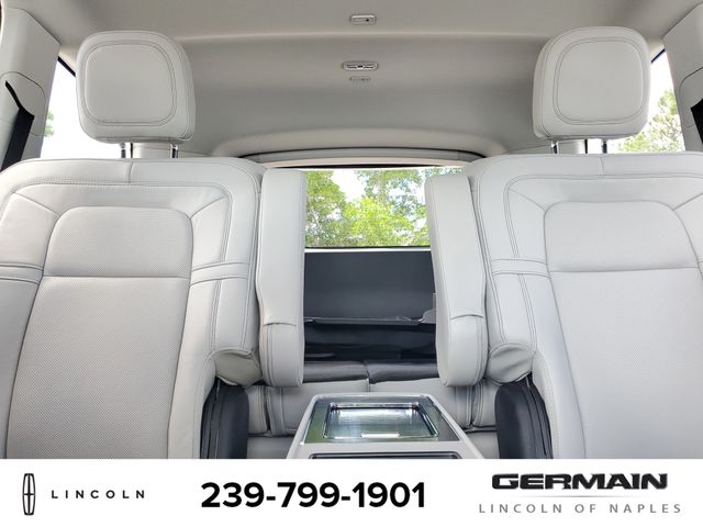 2025 Lincoln Aviator Reserve Image 30 of 33