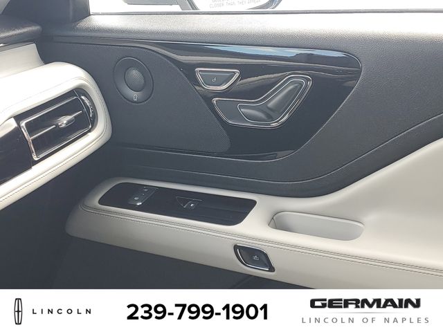 2025 Lincoln Aviator Reserve Image 20 of 33