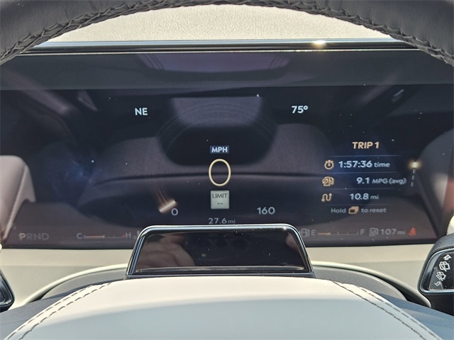 Vehicle image 15 of 32