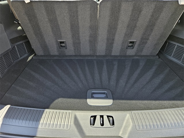 Vehicle image 32 of 32