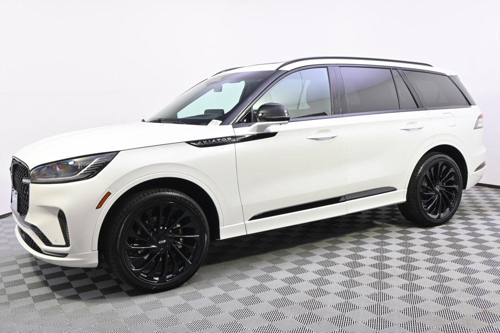 Vehicle image 2 of 37