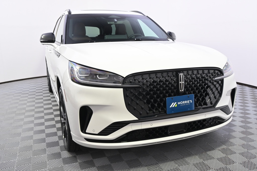 Vehicle image 5 of 37