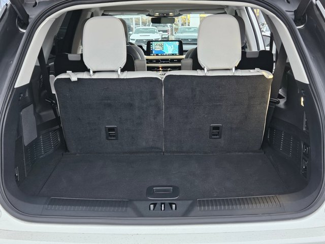 2025 Lincoln Aviator Reserve Image 11 of 35