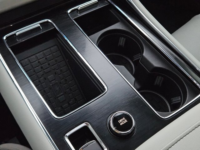 2025 Lincoln Aviator Reserve Image 24 of 35