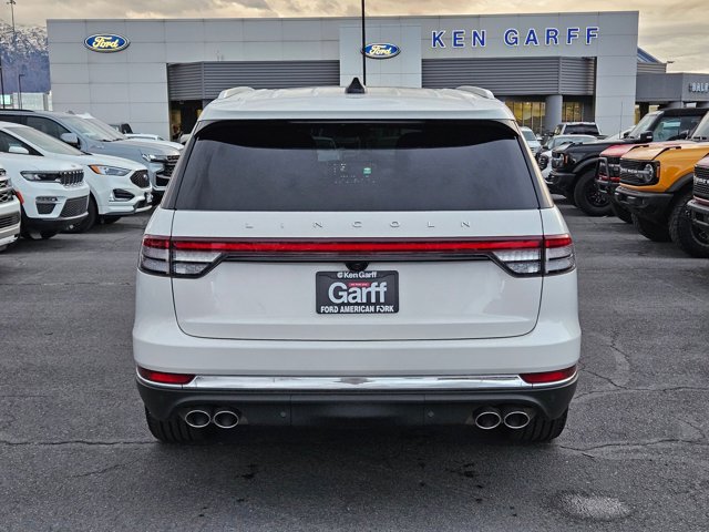 2025 Lincoln Aviator Reserve Image 6 of 35