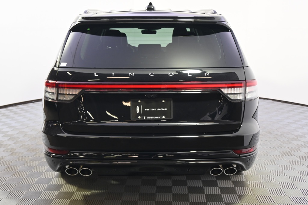 Vehicle image 8 of 35