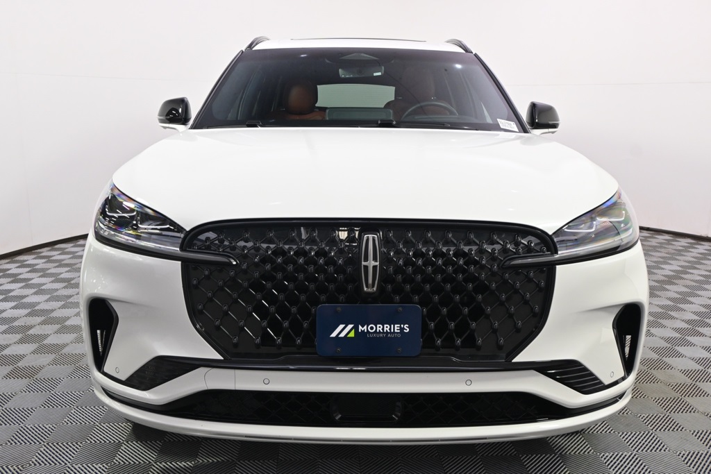 Vehicle image 3 of 34