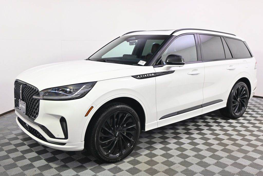Vehicle image 1 of 34