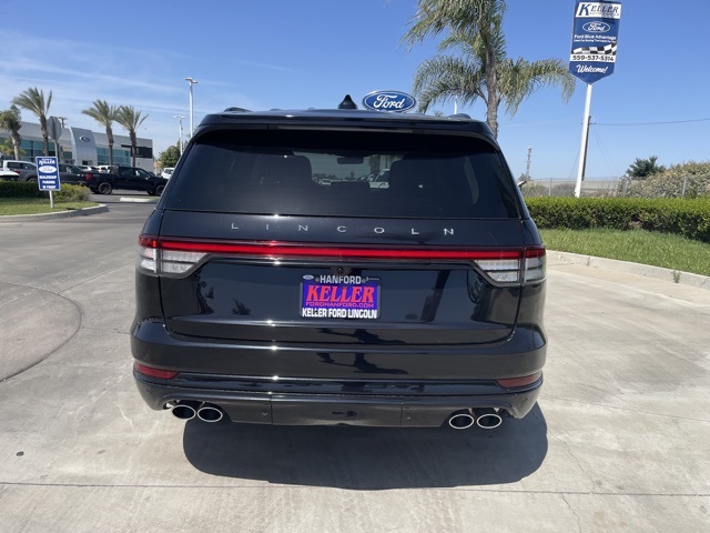 2025 Lincoln Aviator Reserve Image 6 of 31