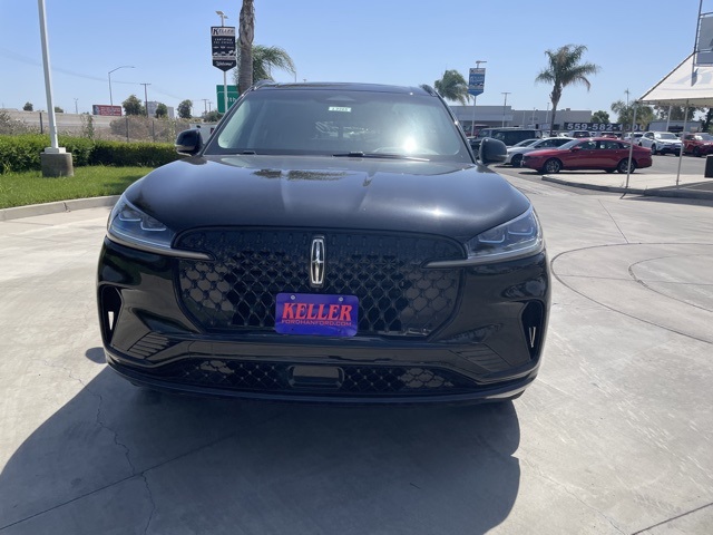 2025 Lincoln Aviator Reserve Image 2 of 31