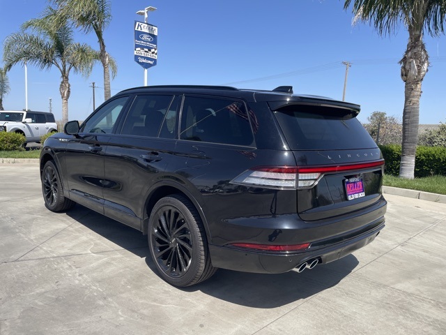 2025 Lincoln Aviator Reserve Image 7 of 31