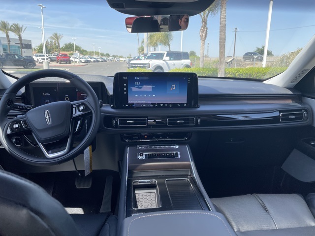 2025 Lincoln Aviator Reserve Image 21 of 31