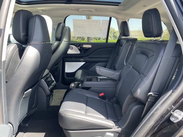 2025 Lincoln Aviator Reserve Image 20 of 31