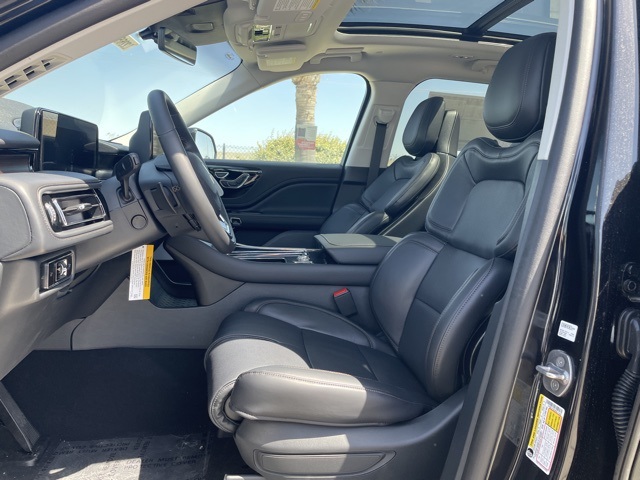 2025 Lincoln Aviator Reserve Image 19 of 31