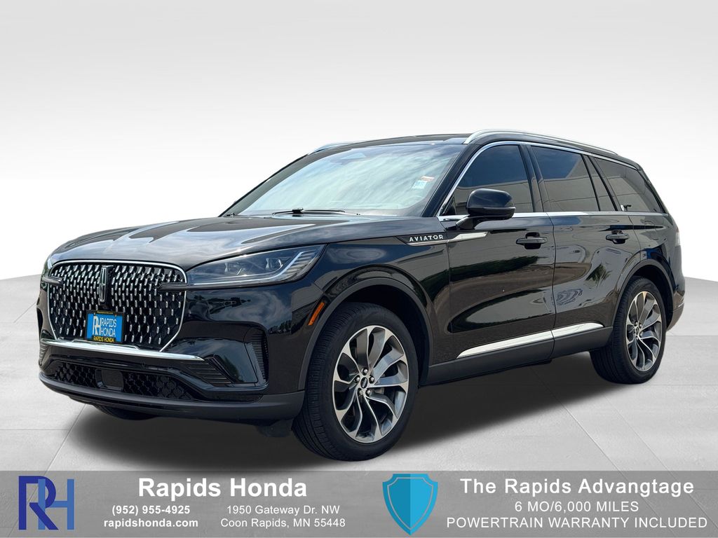 2025 Lincoln Aviator Reserve Image 1 of 38